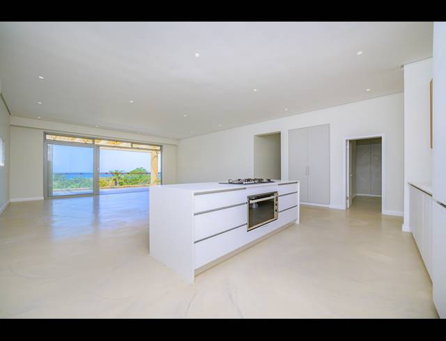 3 BEDROOM APARTMENT TO LET IN SHAKAS ROCK